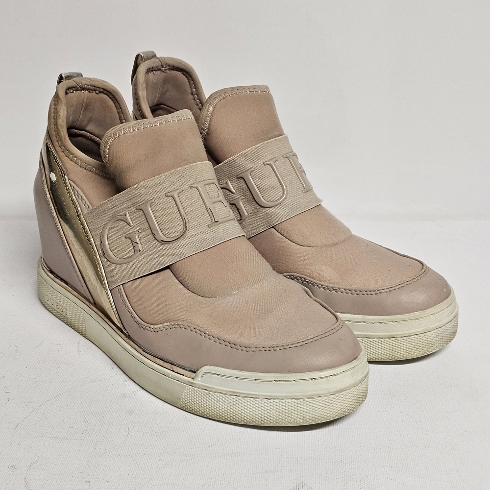 GUESS Women’s Wedge Sneakers – Beige/Gold Logo Strap – Size 8.5